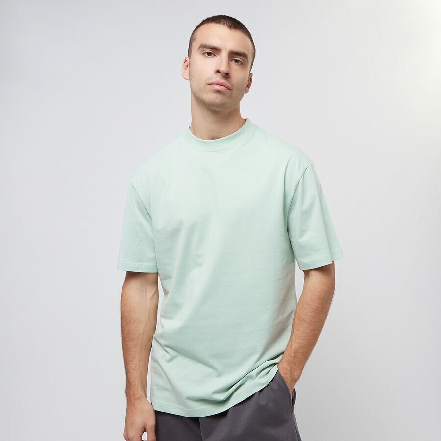

Футболка Tall Tee Urban Classics, цвет frostmint