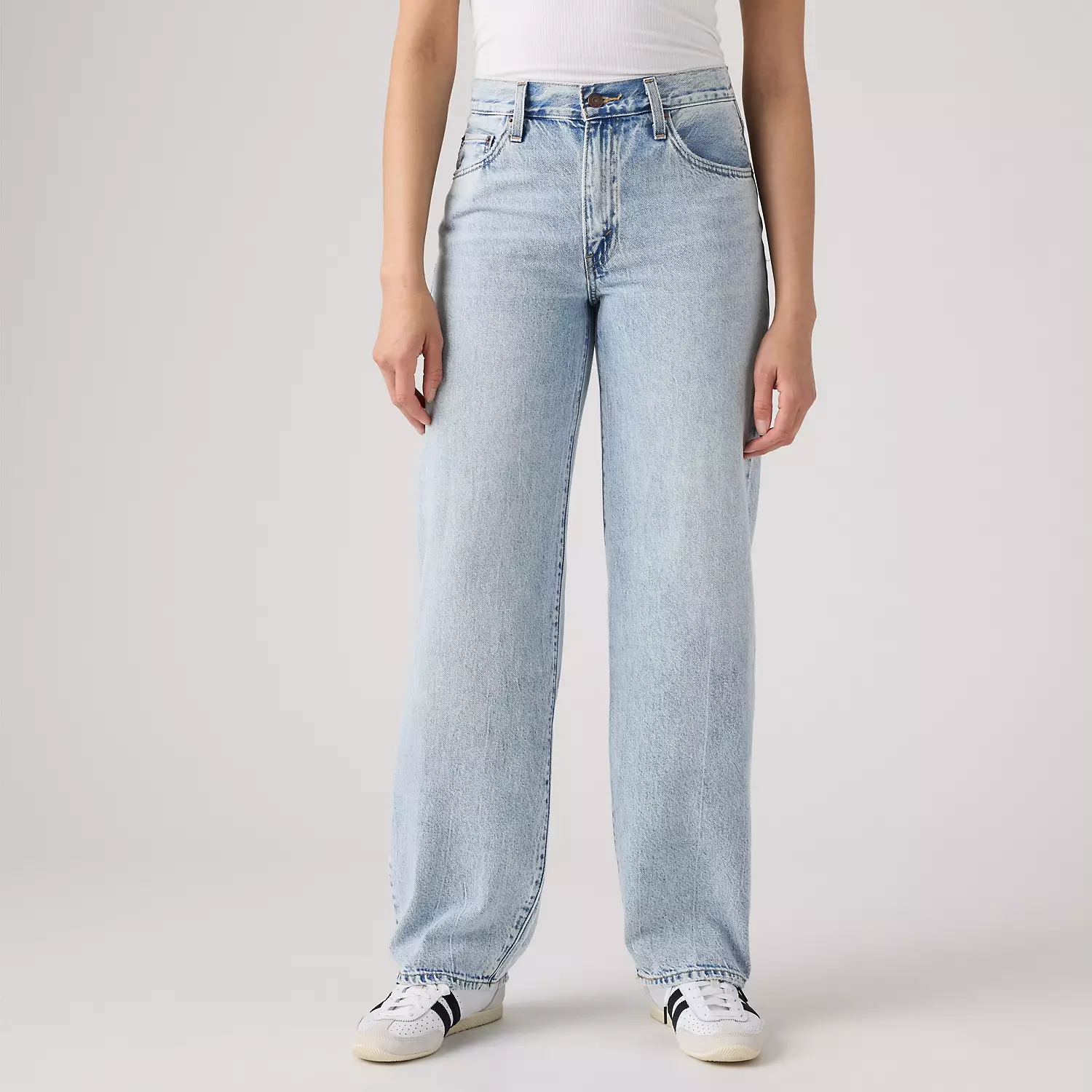Мешковатые женские джинсы «папа» Levi's, цвет Fan Flare - Light Wash — фото 2