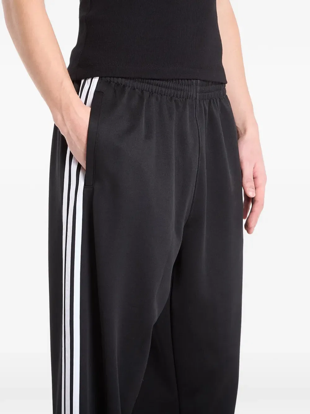 Свободные спортивные штаны Dicolor Adidas, черный — фото 4