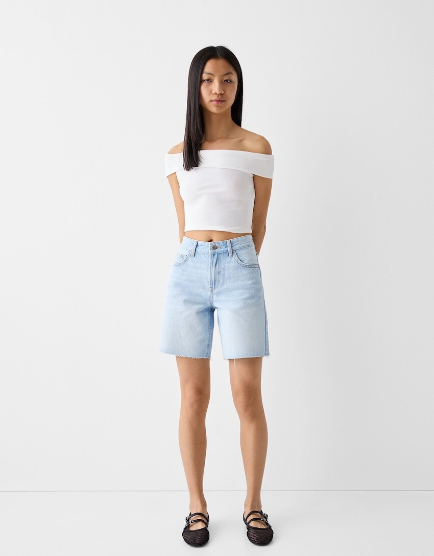 

Джинсовые шорты-бермуды Bershka, голубой