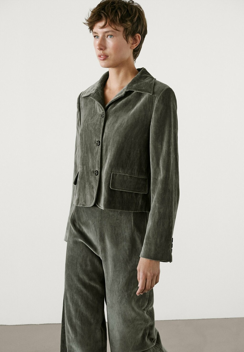 

Брюки WIDE-LEG Massimo Dutti, темно-зеленый