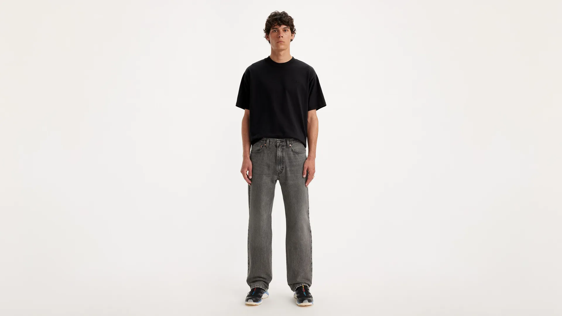 

Свободные прямые мужские джинсы 565 Levi's, серый
