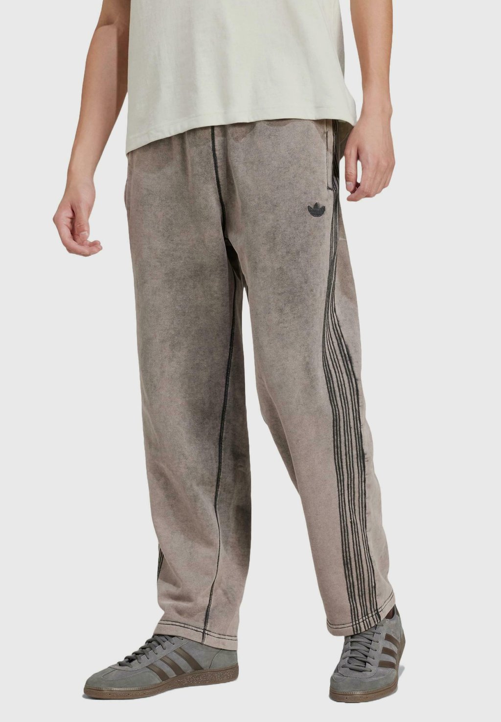 

Спортивные штаны ESSENTIAL WIDE Adidas Originals, черный