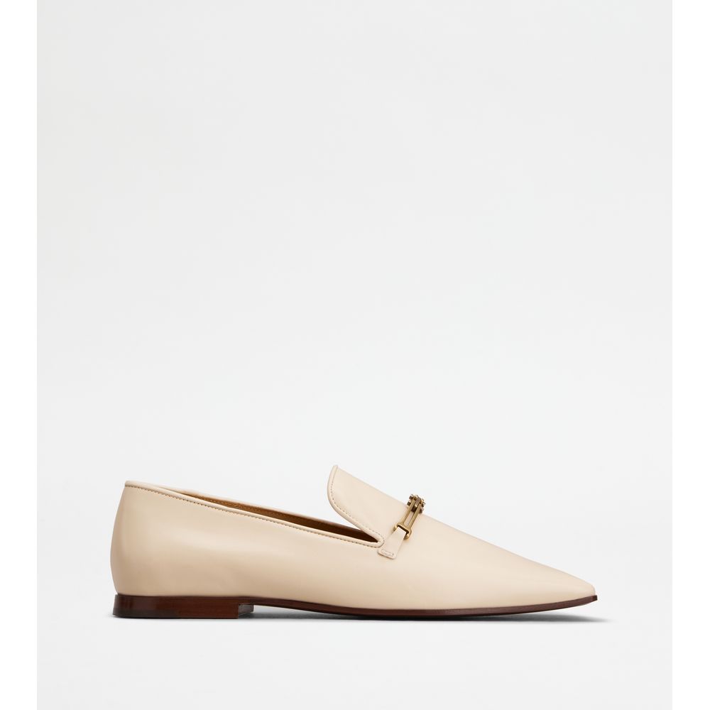 Tod's лоферы из кожи, бежевый