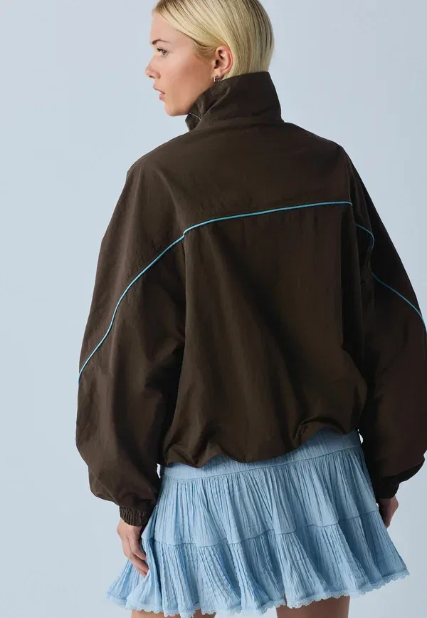 Куртка дождевая Regular fit, Next, шоколадно-коричневый — фото 2