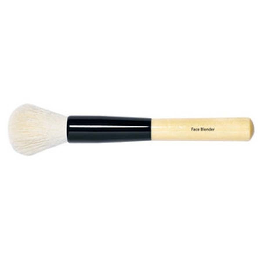 

Кисть для пудры face blender brush Bobbi Brown, количество 1 шт.