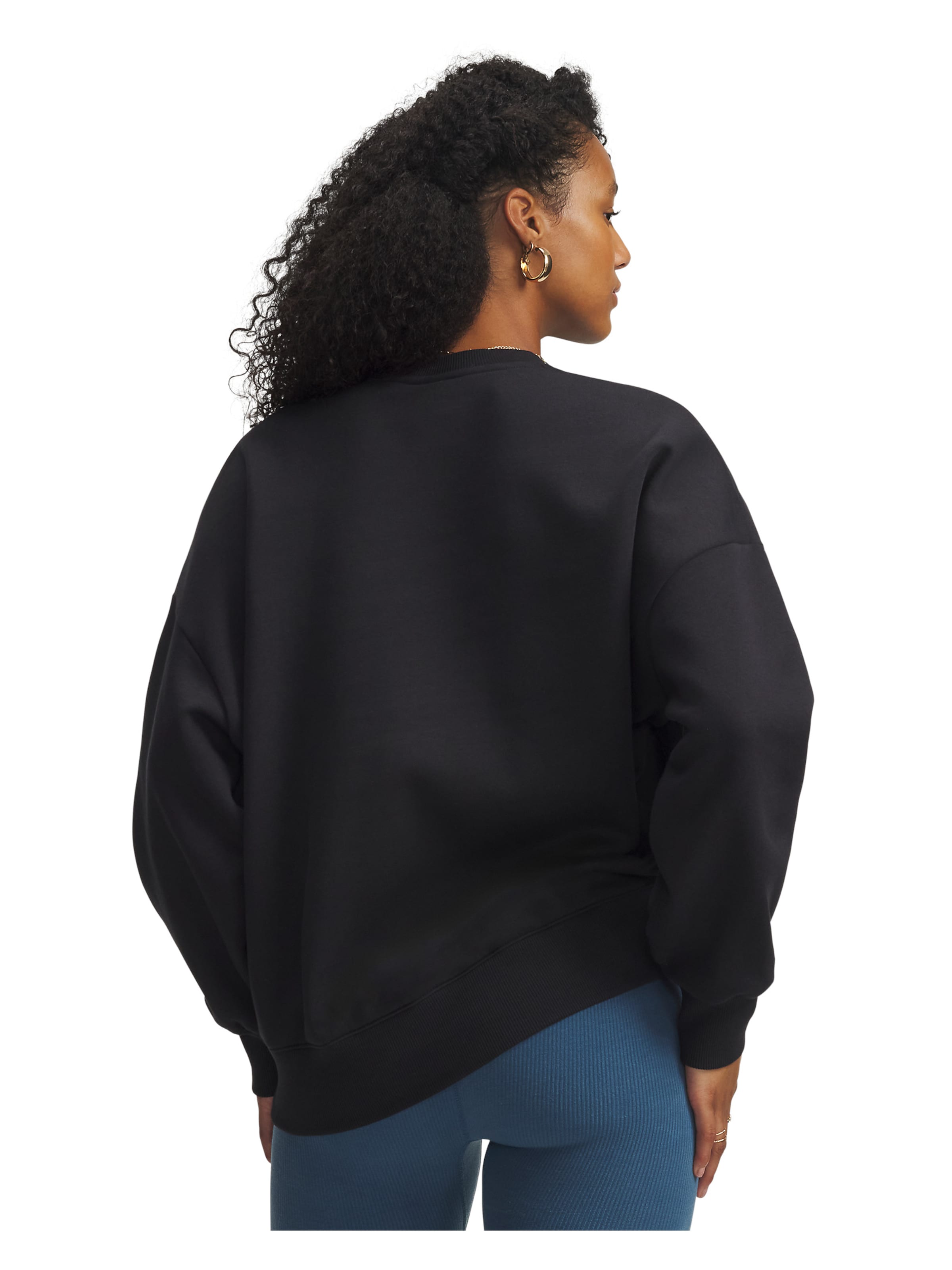 

Under Armour Спортивный свитшот в черном цвете