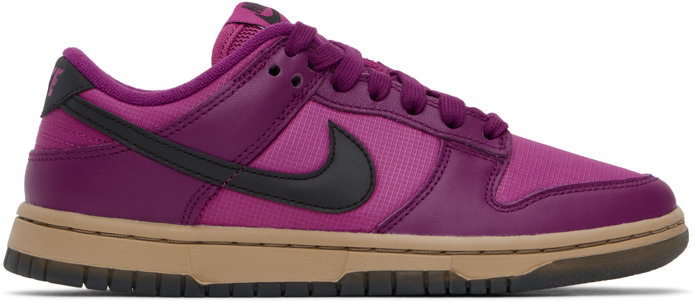 Фиолетовые и розовые кроссовки Dunk Low Nike