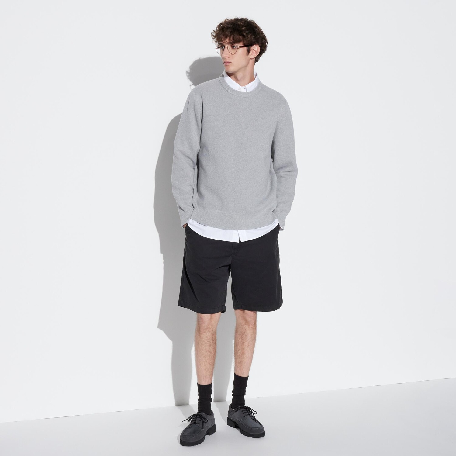 

Шорты-чиносы Uniqlo свободного кроя, черный