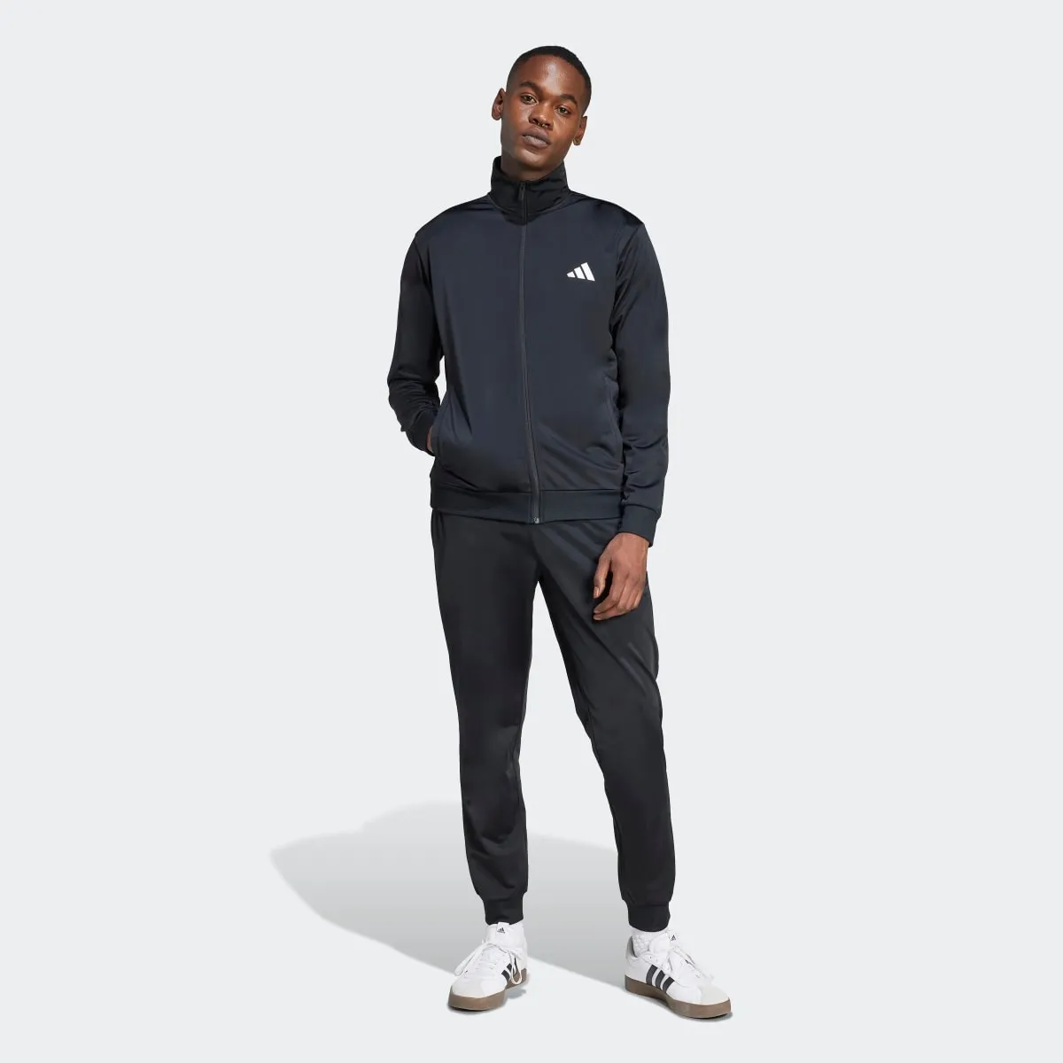 

Мужской спортивный костюм adidas, черный