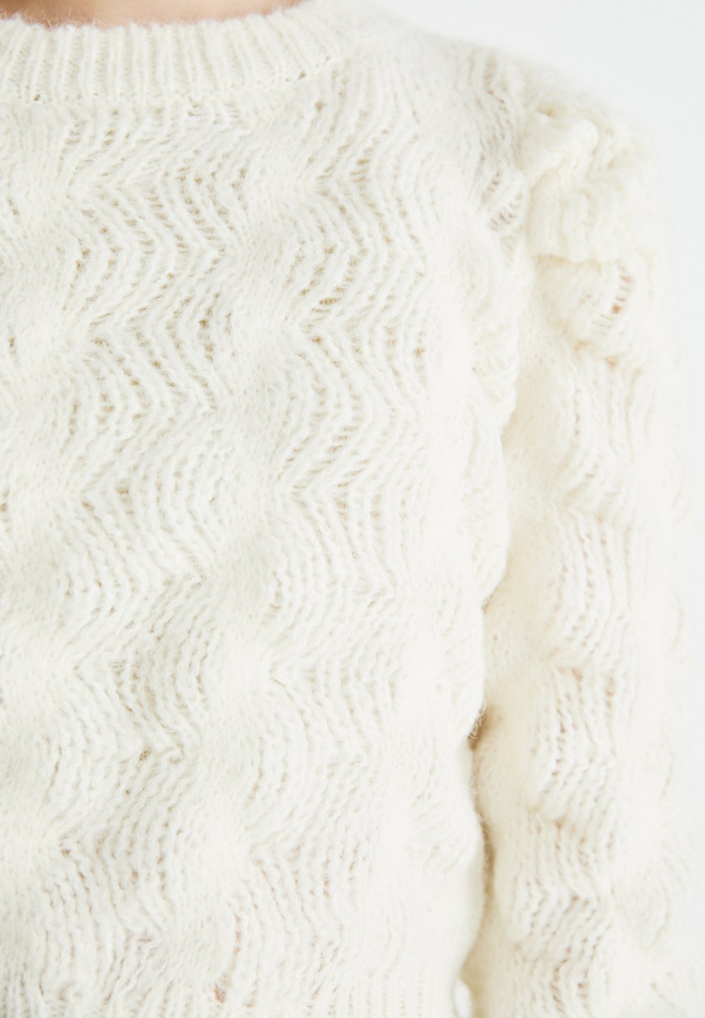 

Джемпер VMEILEEN ONECK SHORT PULLOVER Vero Moda, молочный