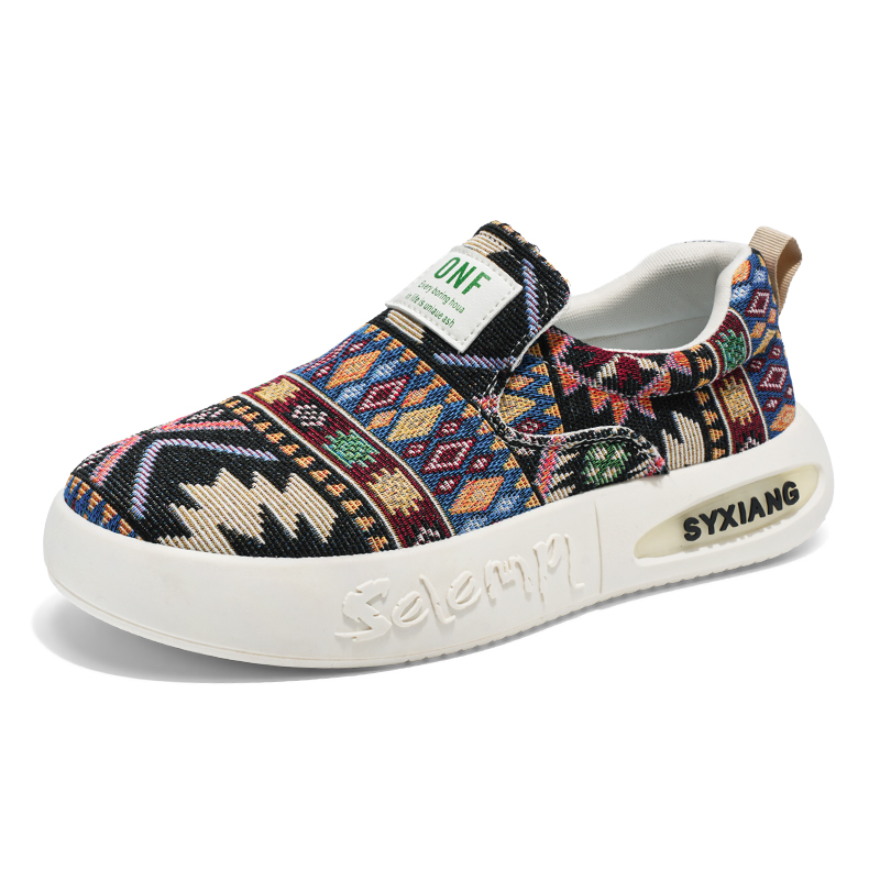 

King Jinmai Скользостойкие амортизирующие быстросохнущие износостойкие низкие скейтерские кроссовки мужские - черные, цвет Black