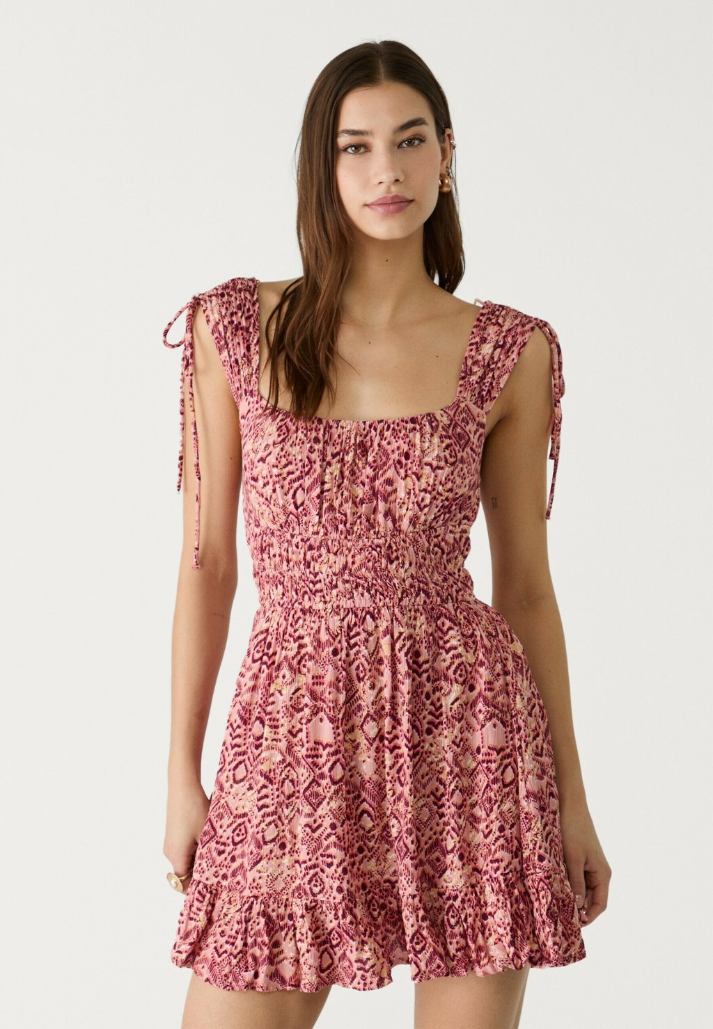 

Повседневное платье FLOWING PRINTED Stradivarius, розовый