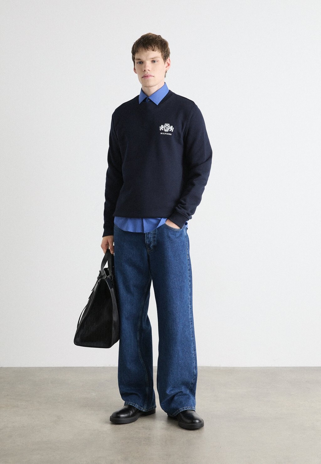 

Толстовка Tommy Hilfiger, темно-синий