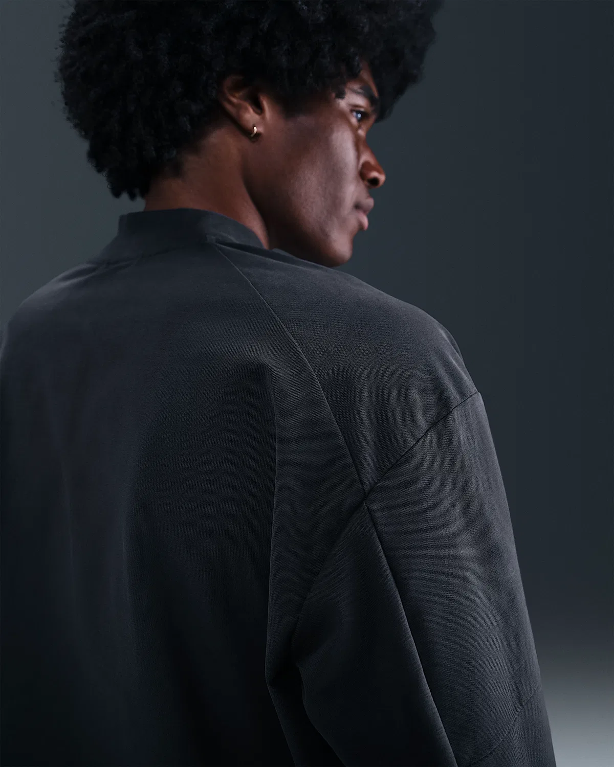 Мужская куртка-бомбер Nike Tech Dri-FIT Shori, Anthracite/Black — фото 2