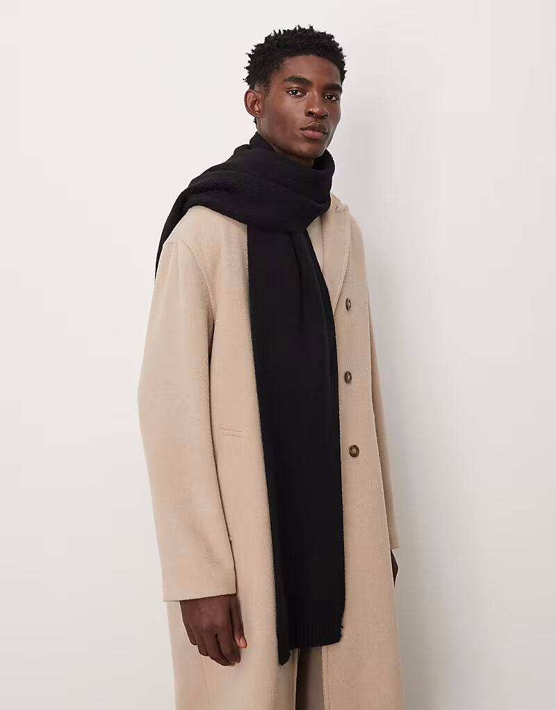 

Вязаный шарф черного цвета Asos Design