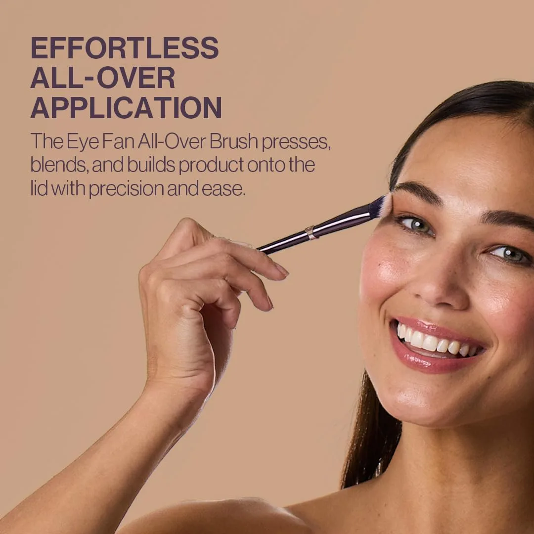 Кисть для растушевки теней Anisa Beauty Eye Fan All-Over, веганская, с веерной головкой для век и складки — фото 2