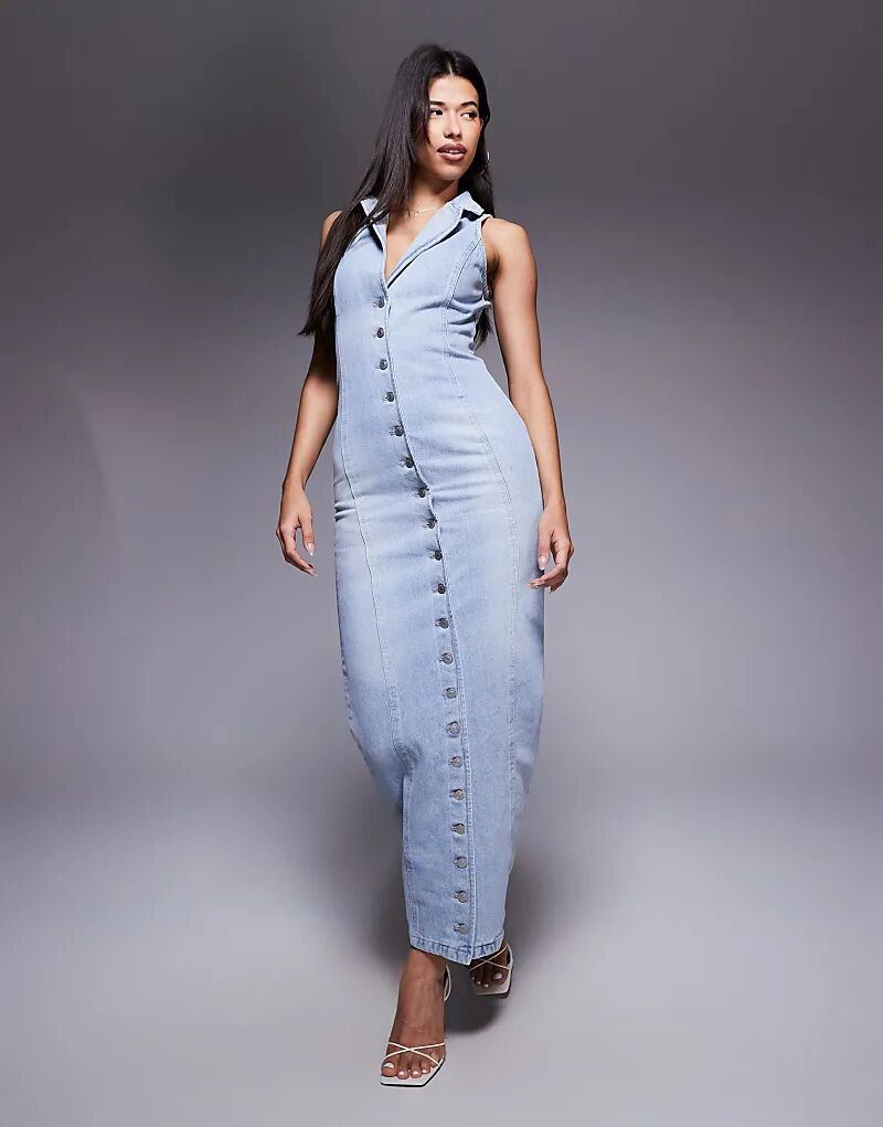 

Длинное джинсовое платье Wanderdoll Kenny с воротником, присборенной спинкой и халтер-воротником светло-голубого цвета