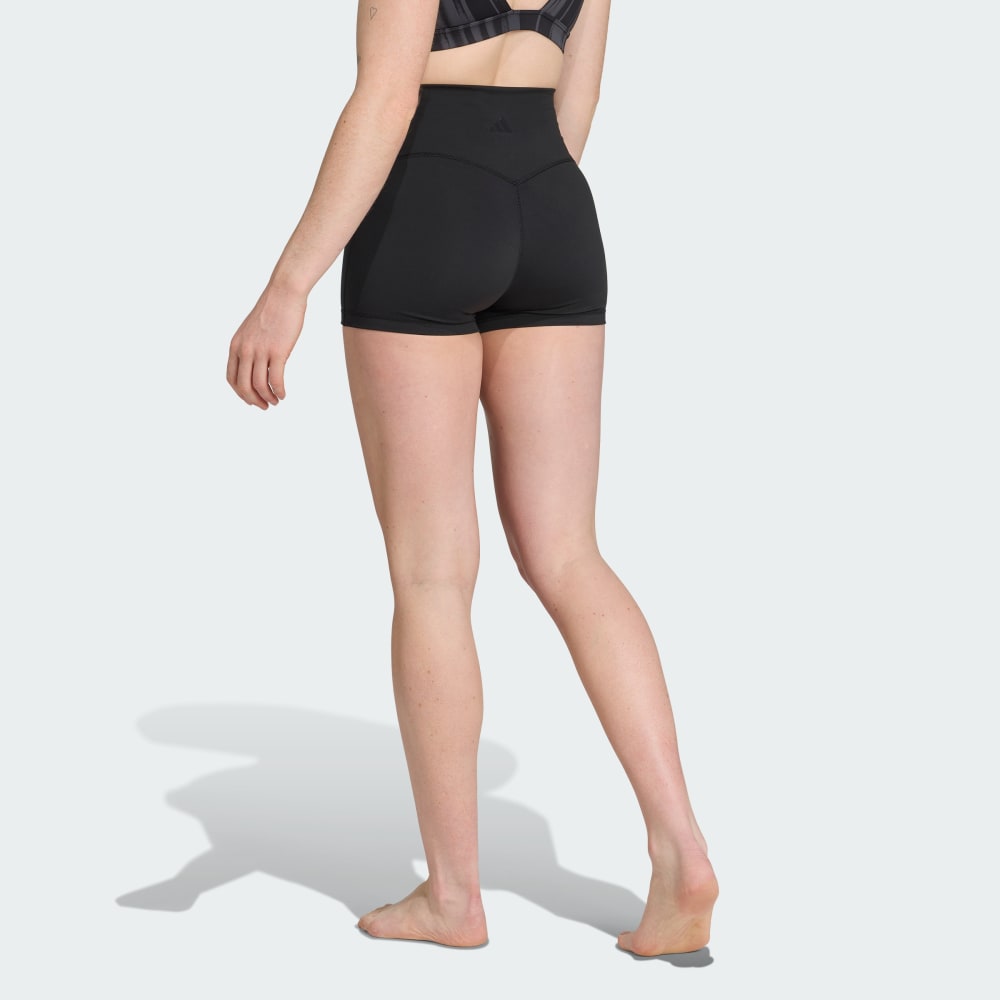 Спортивные шорты-леггинсы Adidas All-Me Sculpt Booty Short Leggings, цвет Black/Black — фото 2