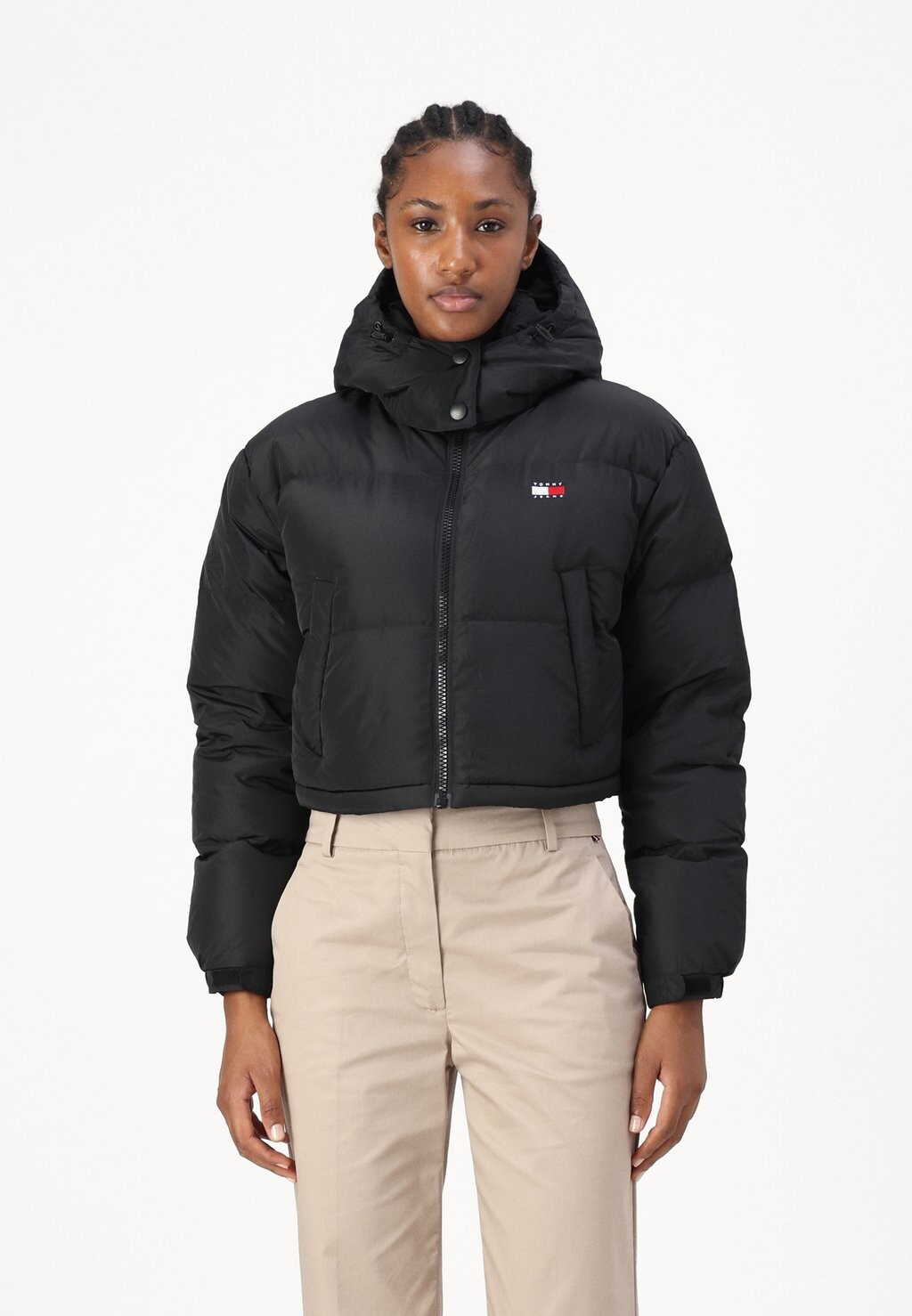 

Пуховик ALASKA PUFFER Tommy Jeans, черный