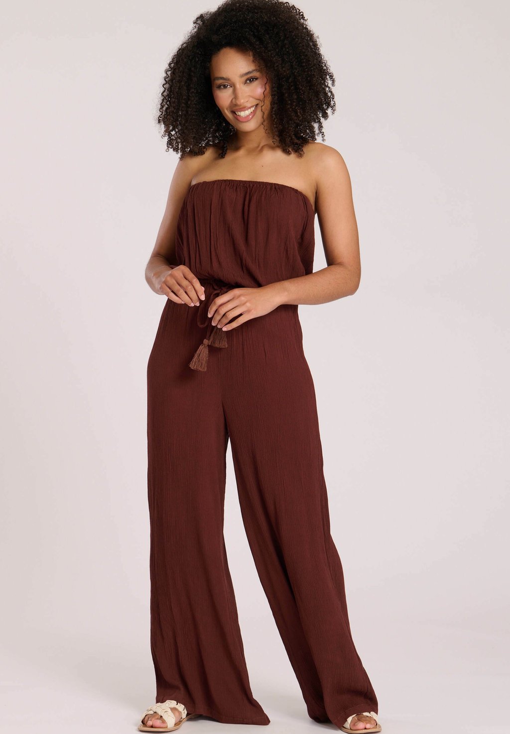 

Комбинезон CRINKLE STRAPLESS South Beach, коричневый