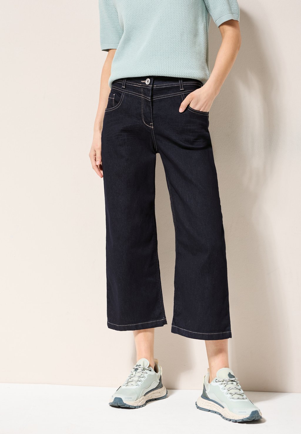 

Расклешенные джинсы WIDE Cecil, цвет Blau