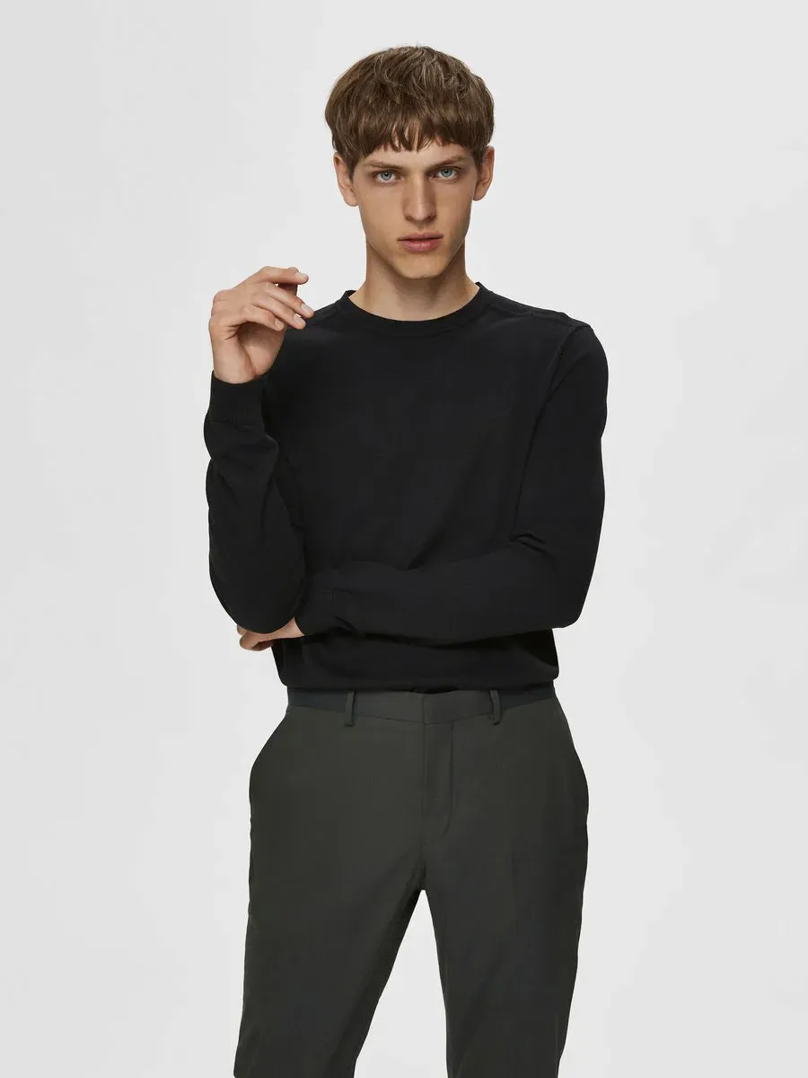 

Вязаный свитер SELECTED HOMME "SLHBERG CREW NECK NOOS", черный