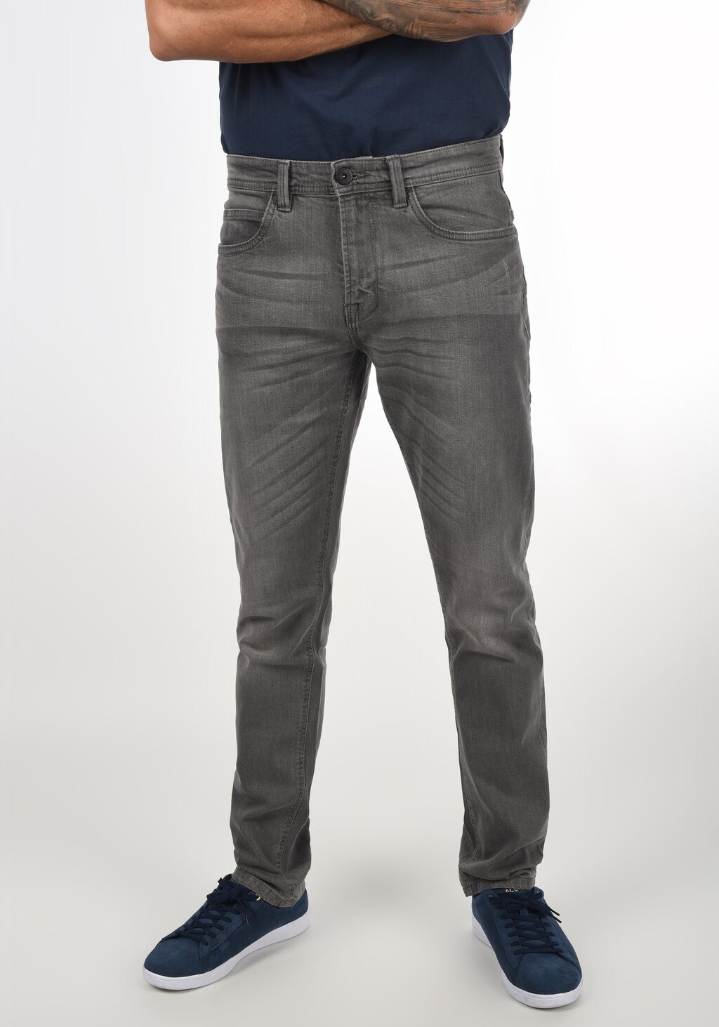 

Джинсы приталенного кроя IDQUEBEC INDICODE JEANS, цвет light grey