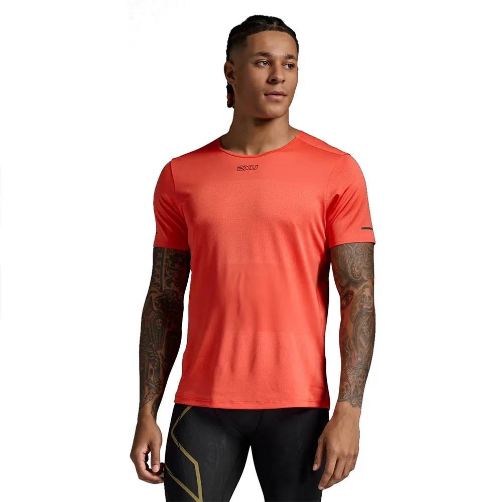 

Футболка 2XU Light Speed Tech, оранжевый