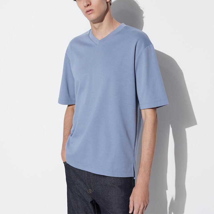 Футболка мужская небесно-голубая Uniqlo, голубой — фото 3