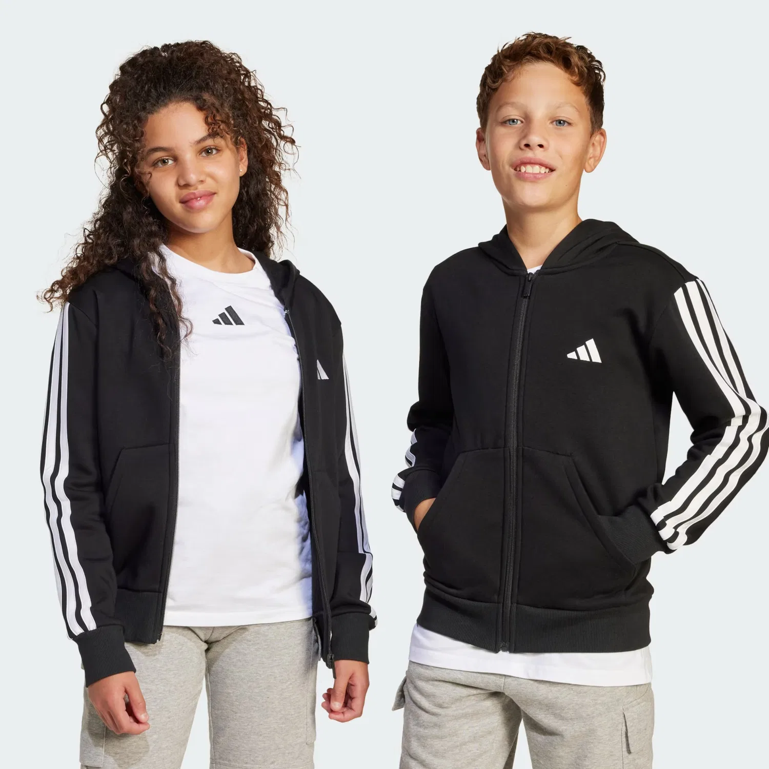 Толстовка на молнии Adidas Sportswear Essentials черного цвета — фото 3