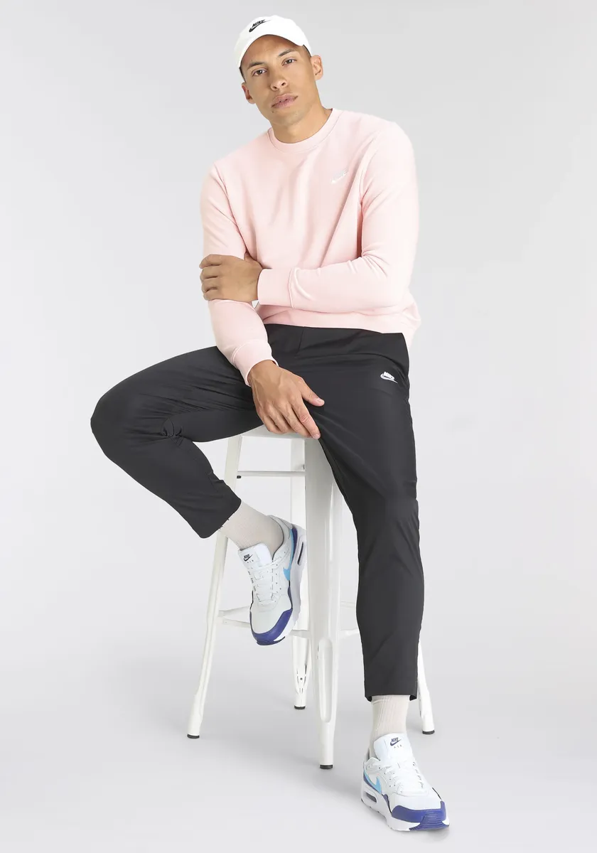 

Брюки-слипоны Nike Sportswear "Мужские клубные тканые зауженные брюки", белый