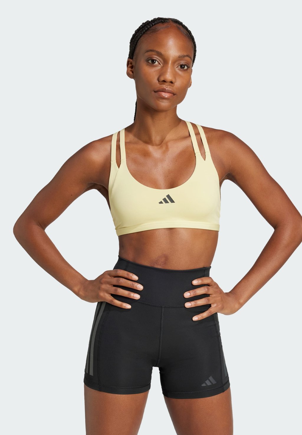 

Спортивный бюстгальтер AEROIMPACT LUXE LIGHT SUPPORT BRA adidas Performance, светло-желтый