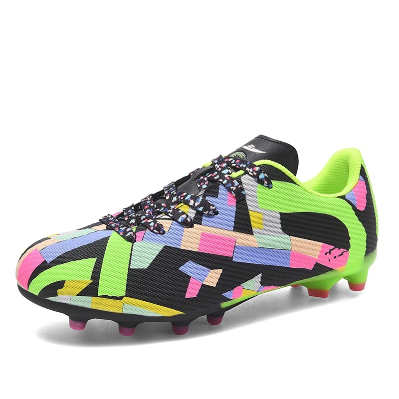 

Kuding Футбольные бутсы унисекс низкие бело-аква-черно-серебристые с черными длинными шипами, цвет Black (Long Stud)