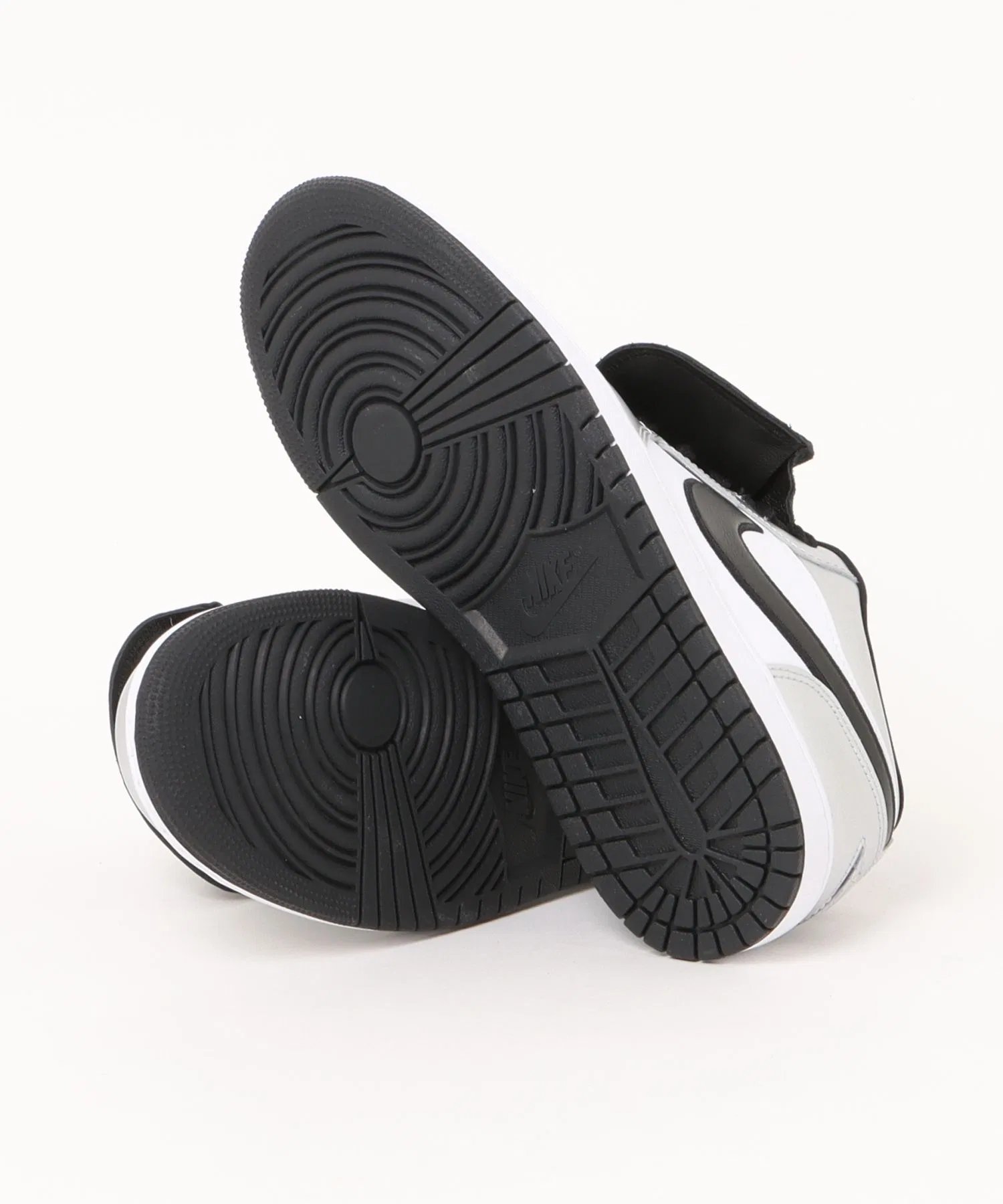 Мужские кроссовки JORDAN BRAND AIR JORDAN 1 LOW SE — фото 3