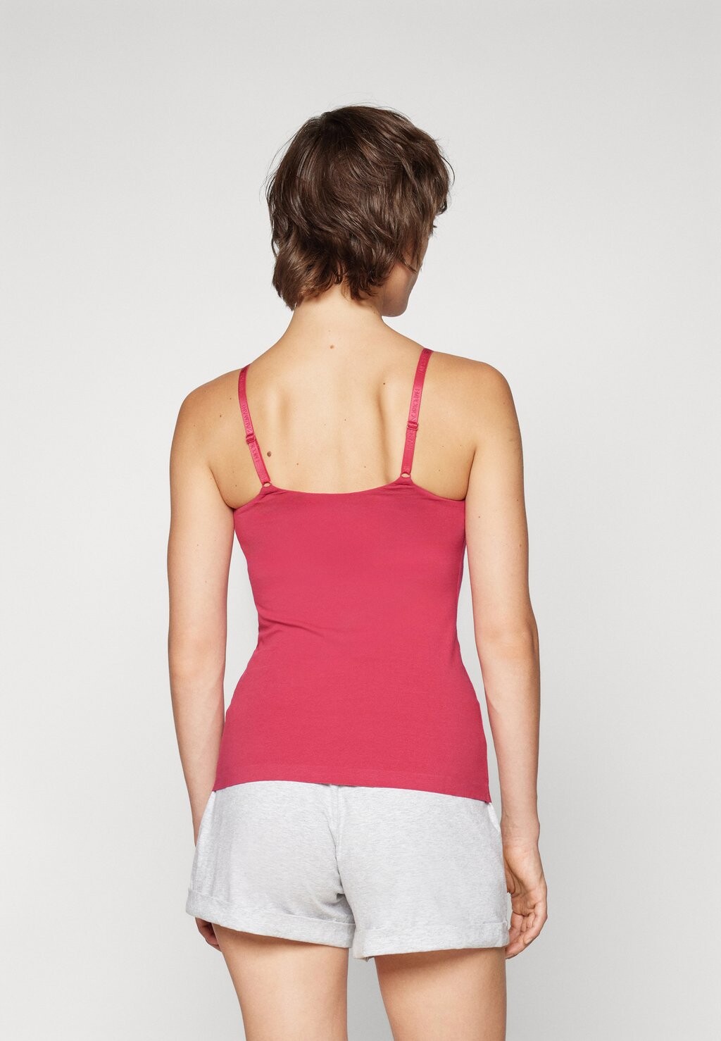 

Майка TANK Emporio Armani, розовый