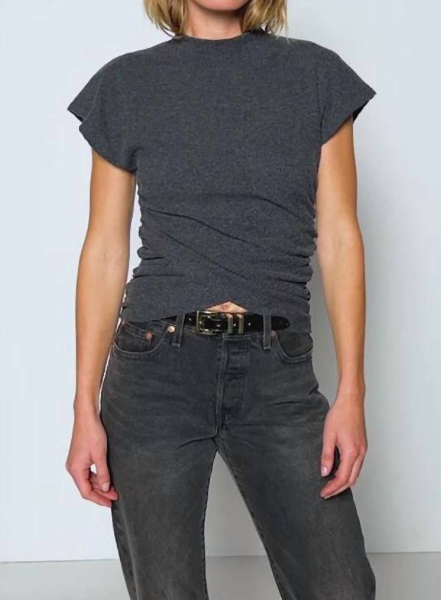 

Топ Khloe в цвете Dark Charcoal Nation LTD