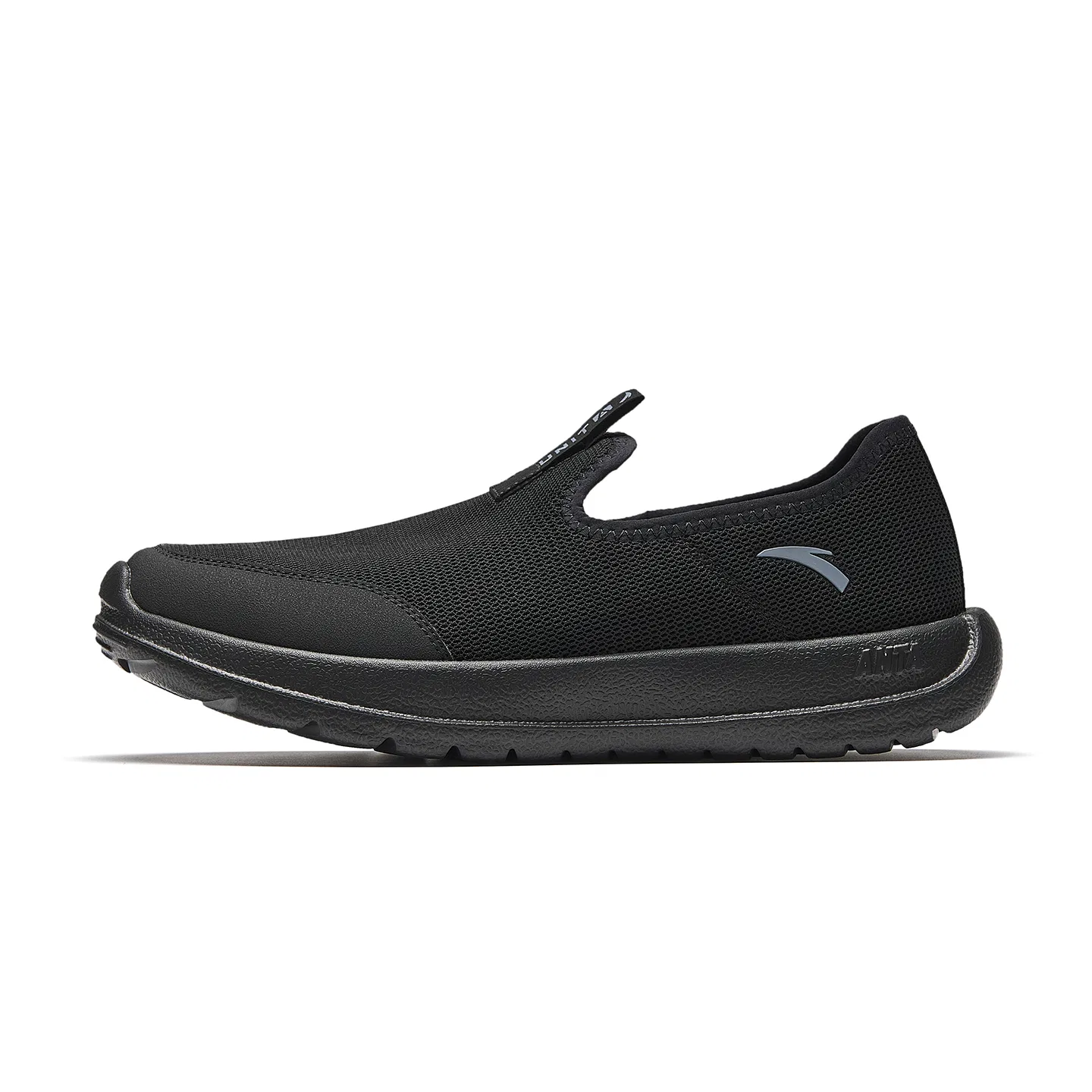 Кроссовки для тренировок ANTA Basic Black