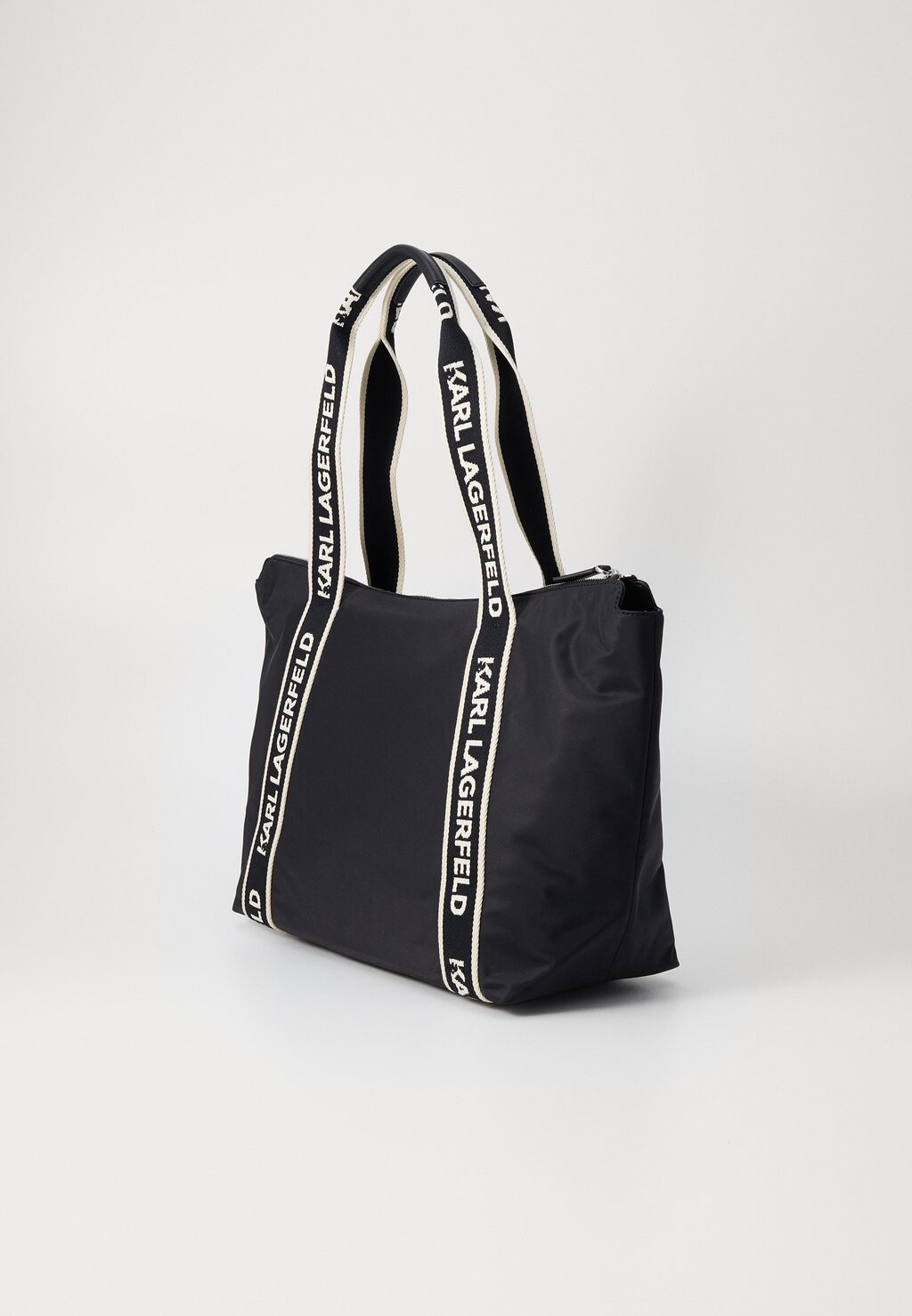

Сумка-тоут LARGE TOTE KARL LAGERFELD, черный