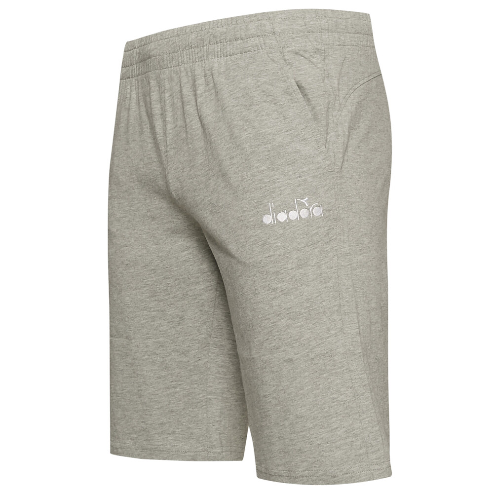 

Легкие мужские спортивные шорты-бермуды Diadora