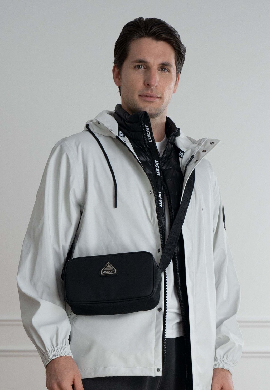 

Сумка через плечо CROSSBODY UNISEX BADGE EDITION JACK1T, черный