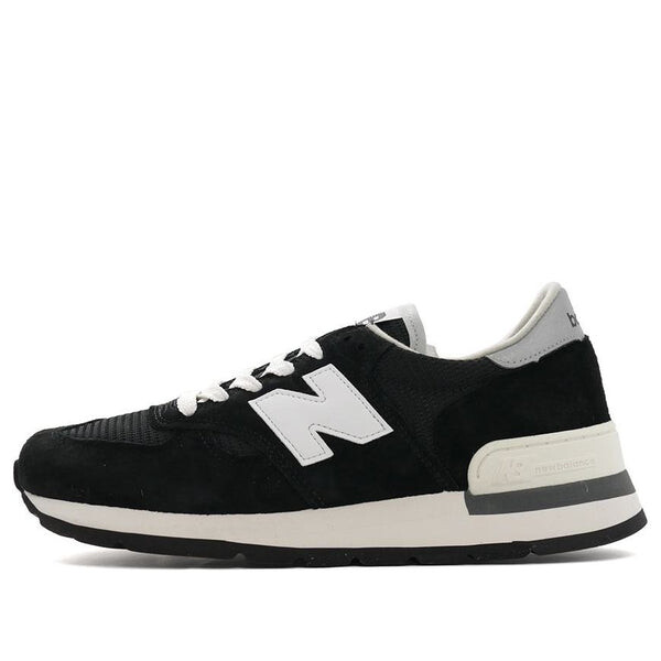 

Кроссовки 990v1 сделано в США New Balance, черный