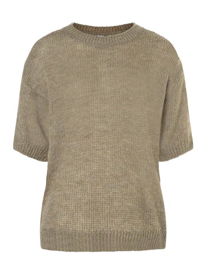 

Объемный вязаный свитер из мягкой латуни More & More