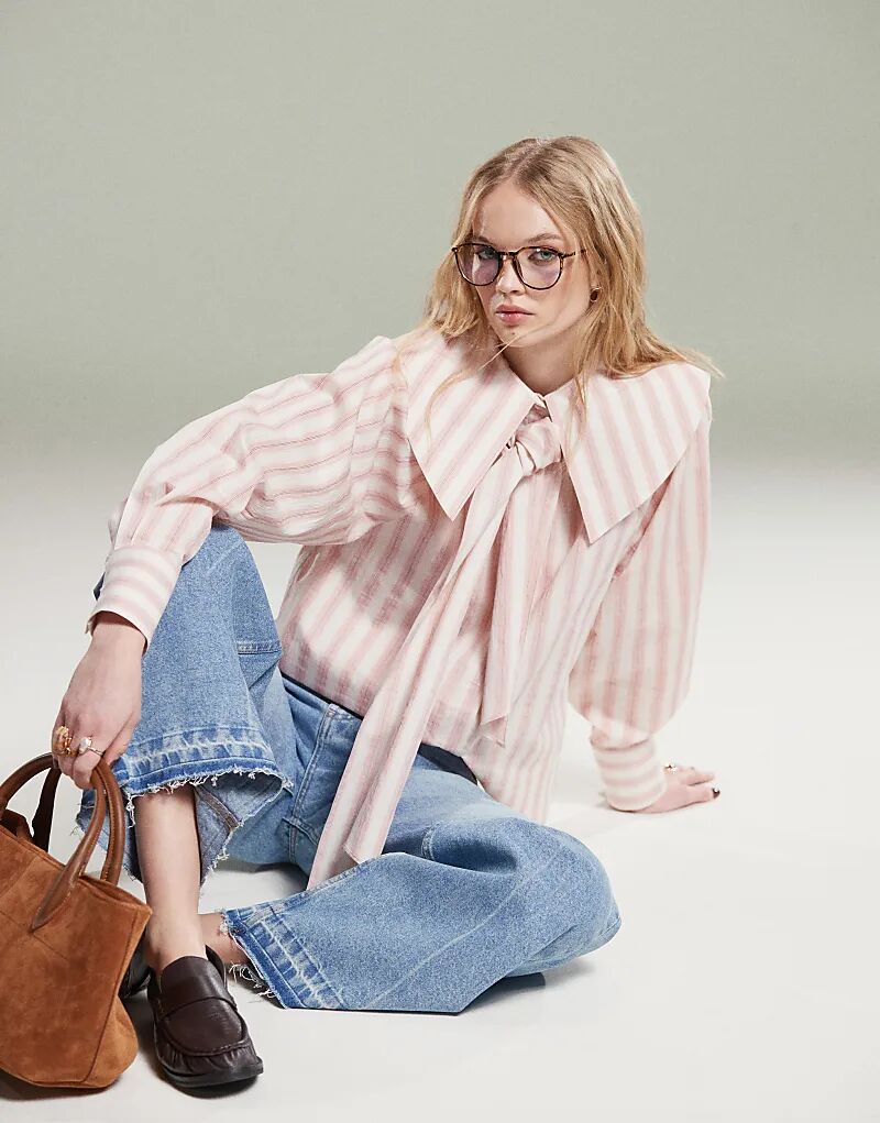 

Рубашка с большим воротником и галстуком в розовую полоску ASOS DESIGN