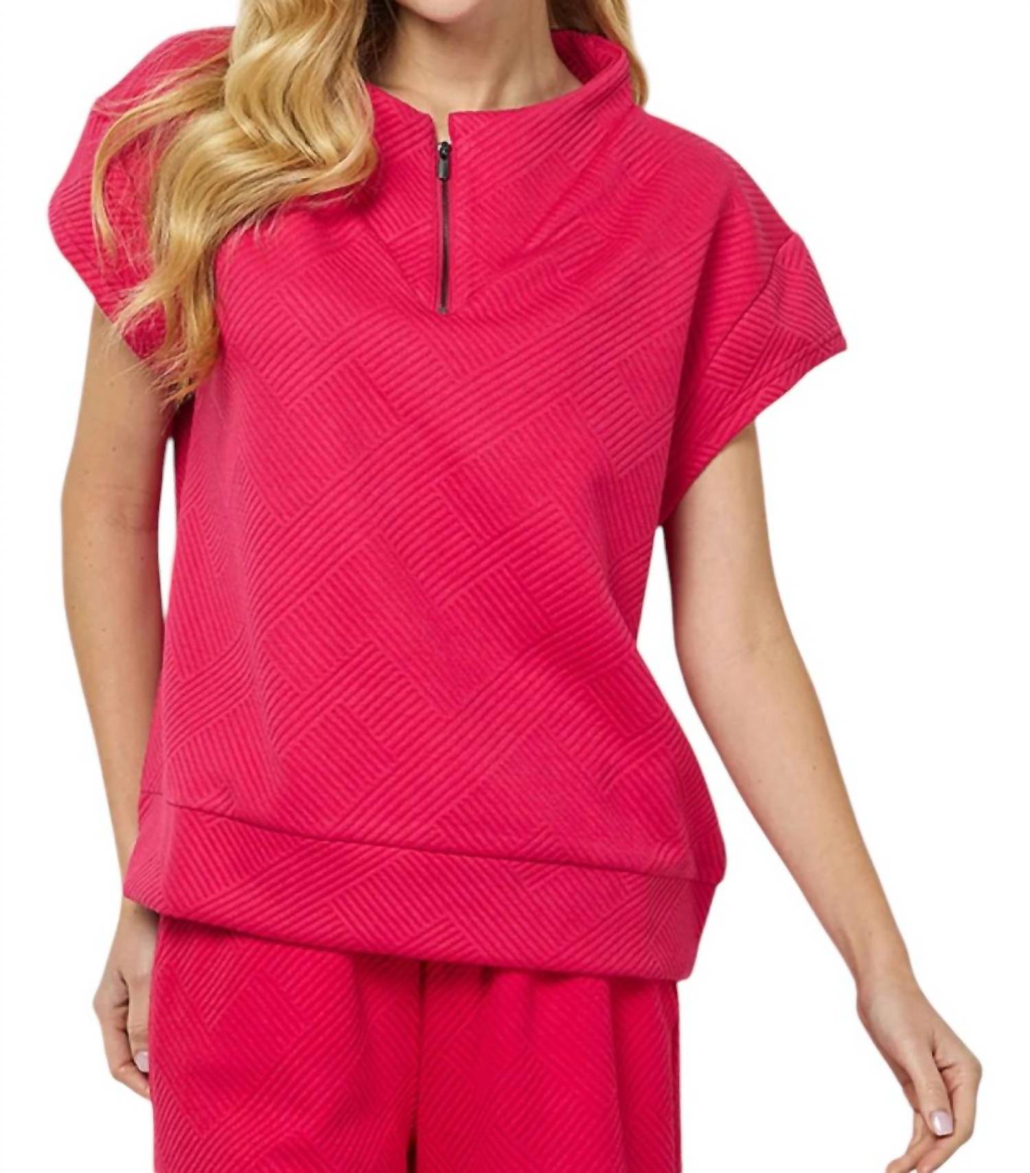 

Топ Don't Let Me Down в розовом цвете Barbie SEE AND BE SEEN