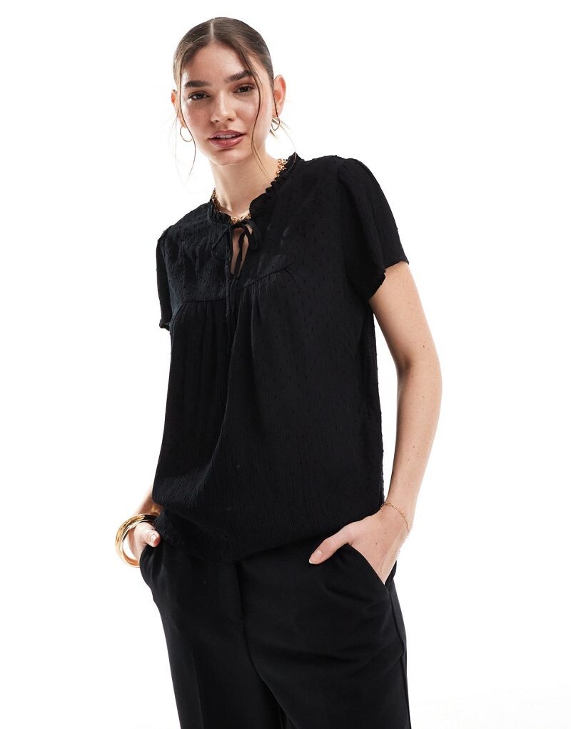 

Черная блузка с бантом JDY Broderie