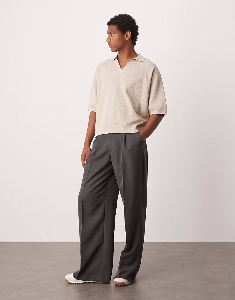 

ASOS DESIGN свободная трикотажная рубашка-поло с вырезом-стойкой цвета экрю