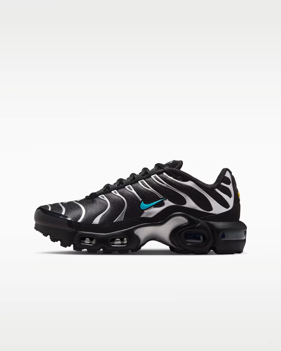 Кроссовки подростковые Nike Air Max Plus SE, черный/серебристый