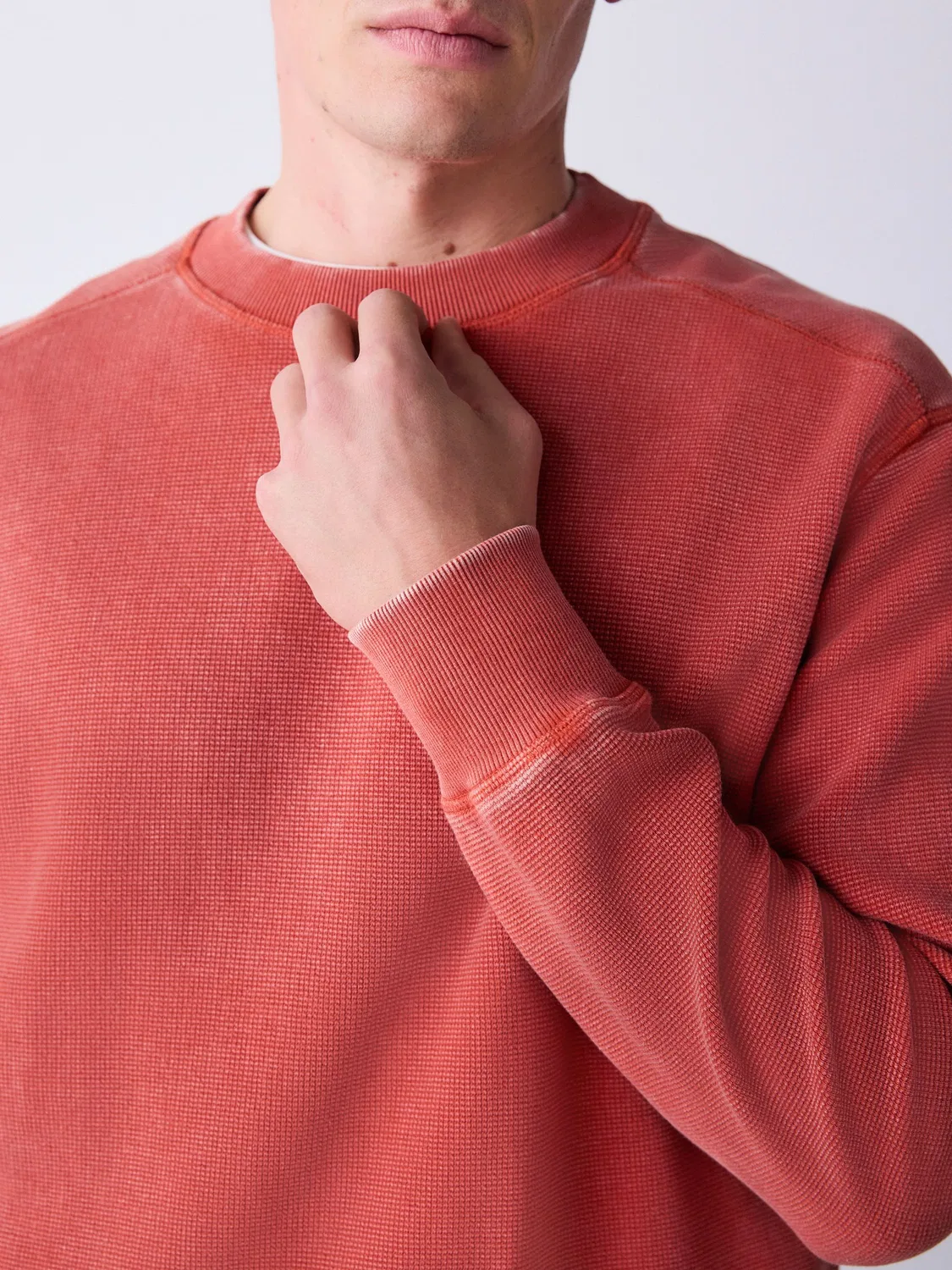 Свитшот с фактурным вафельным переплетением, Red Garment Wash Next, красный