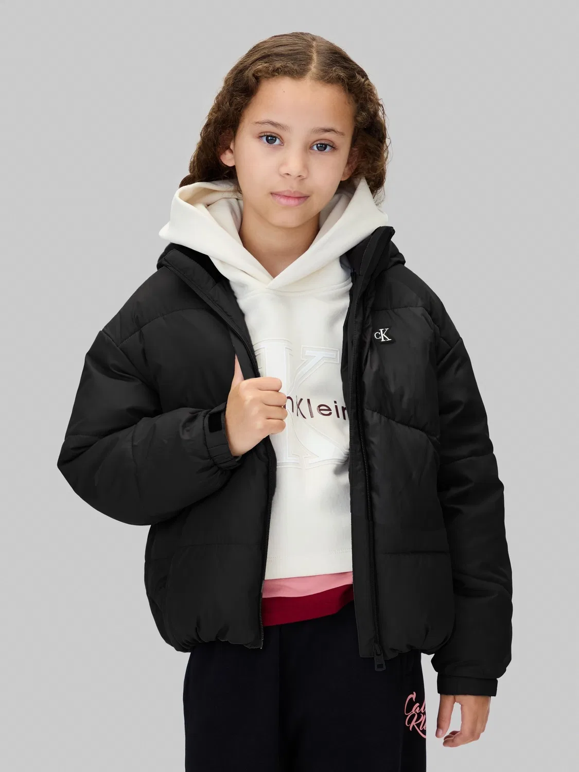 Пуховик с монограммой Calvin Klein, черный